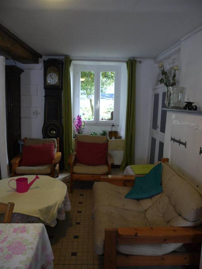 Bed and Breakfast Les Miquelots Pont-d'Ouilly Exteriér fotografie